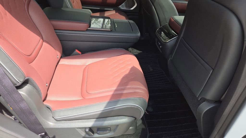 New 2026 INFINITI QX80 Autograph w/ Autograph Exterior Package image 32