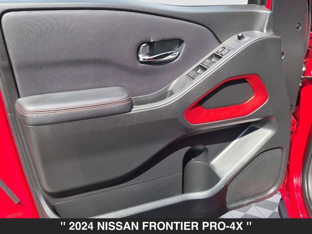 Used 2024 Nissan Frontier PRO-4X w/ Technology Package AWD/4WD image 11