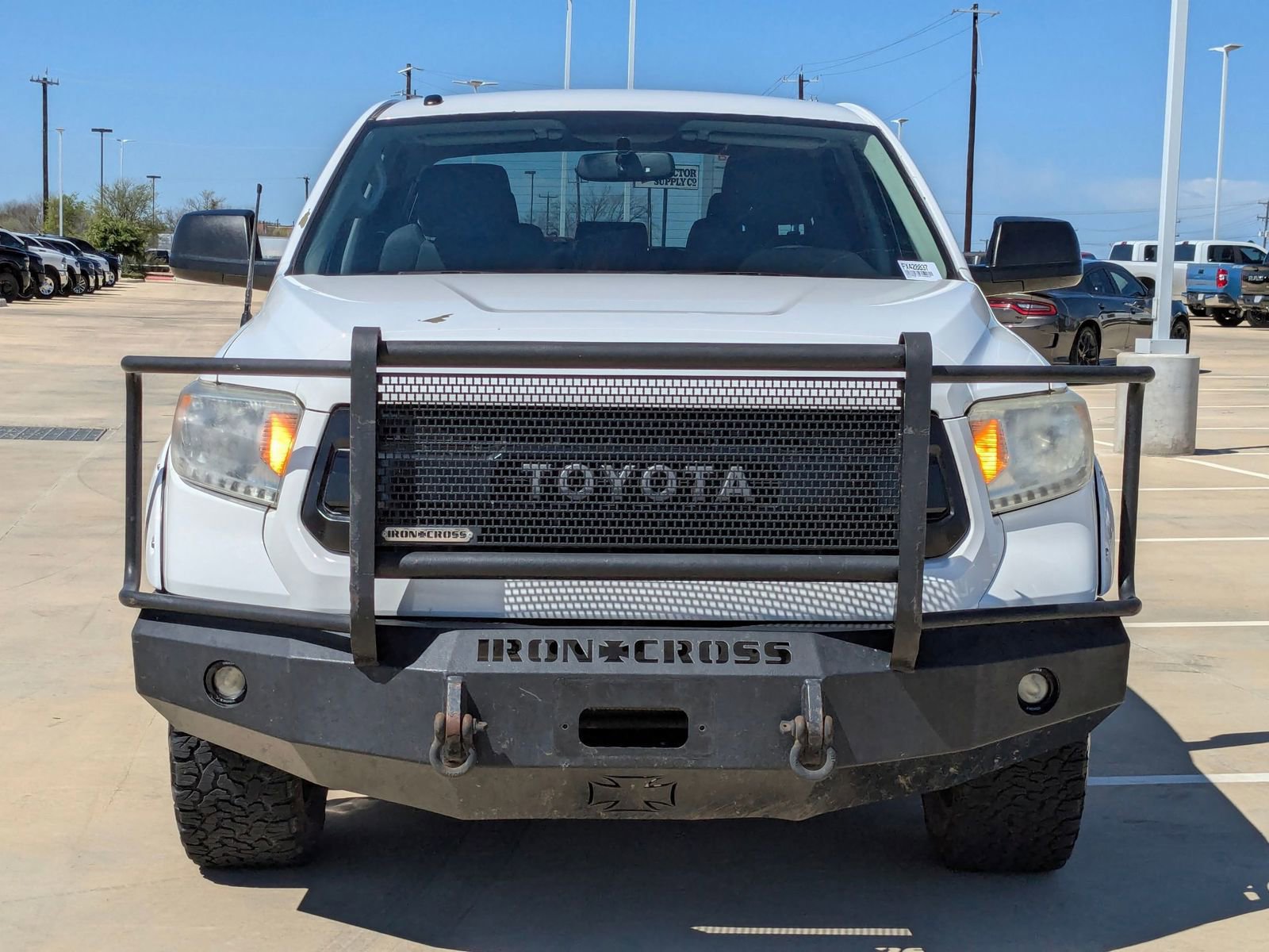Used 2015 Toyota Tundra SR5 w/ SR5 Upgrade Package image 8