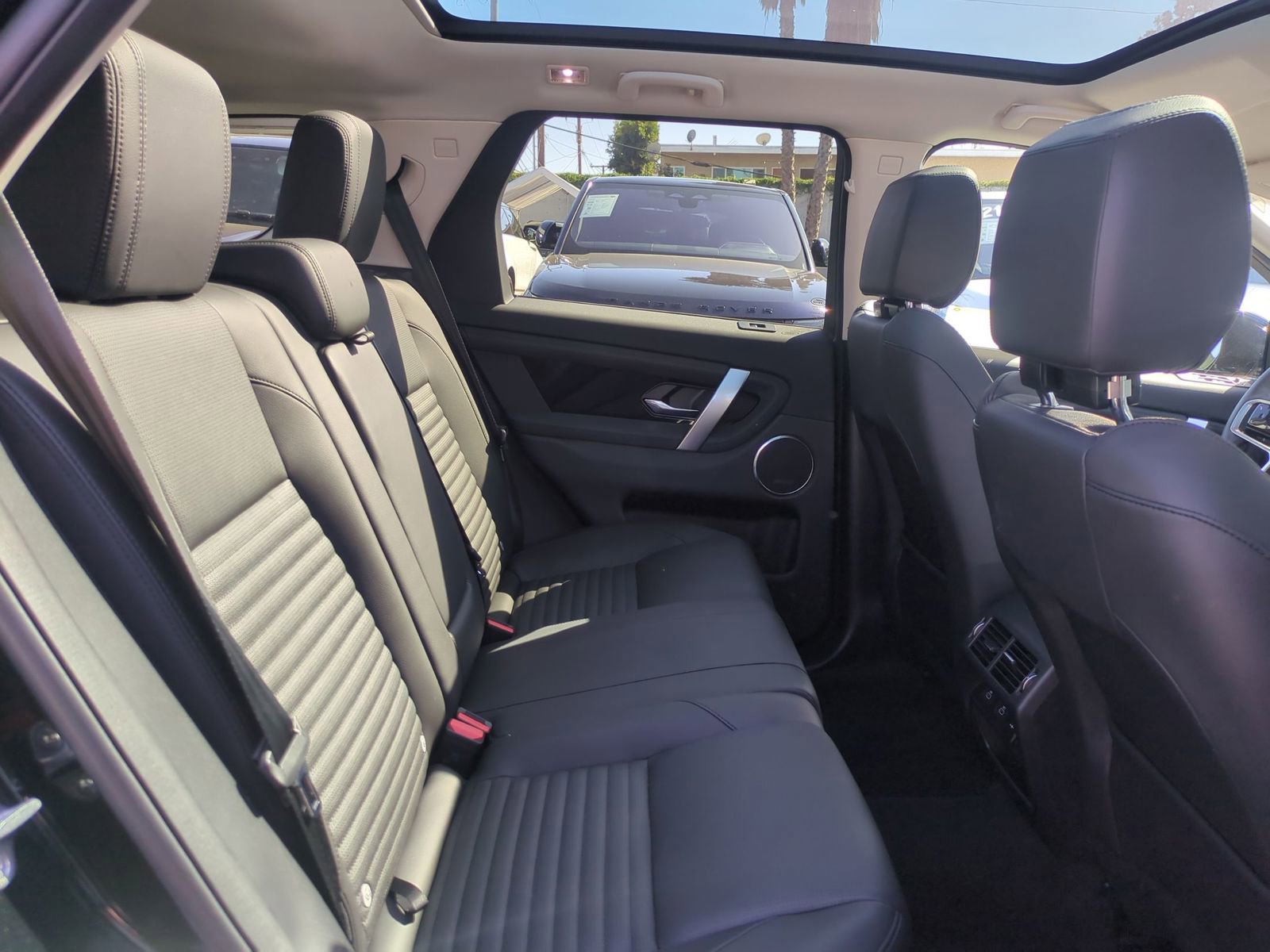 Certified 2024 Land Rover Discovery Sport S image 29