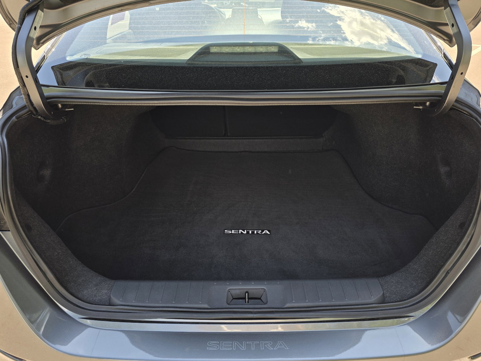 Certified 2025 Nissan Sentra SV w/ All-Weather Package FWD image 25