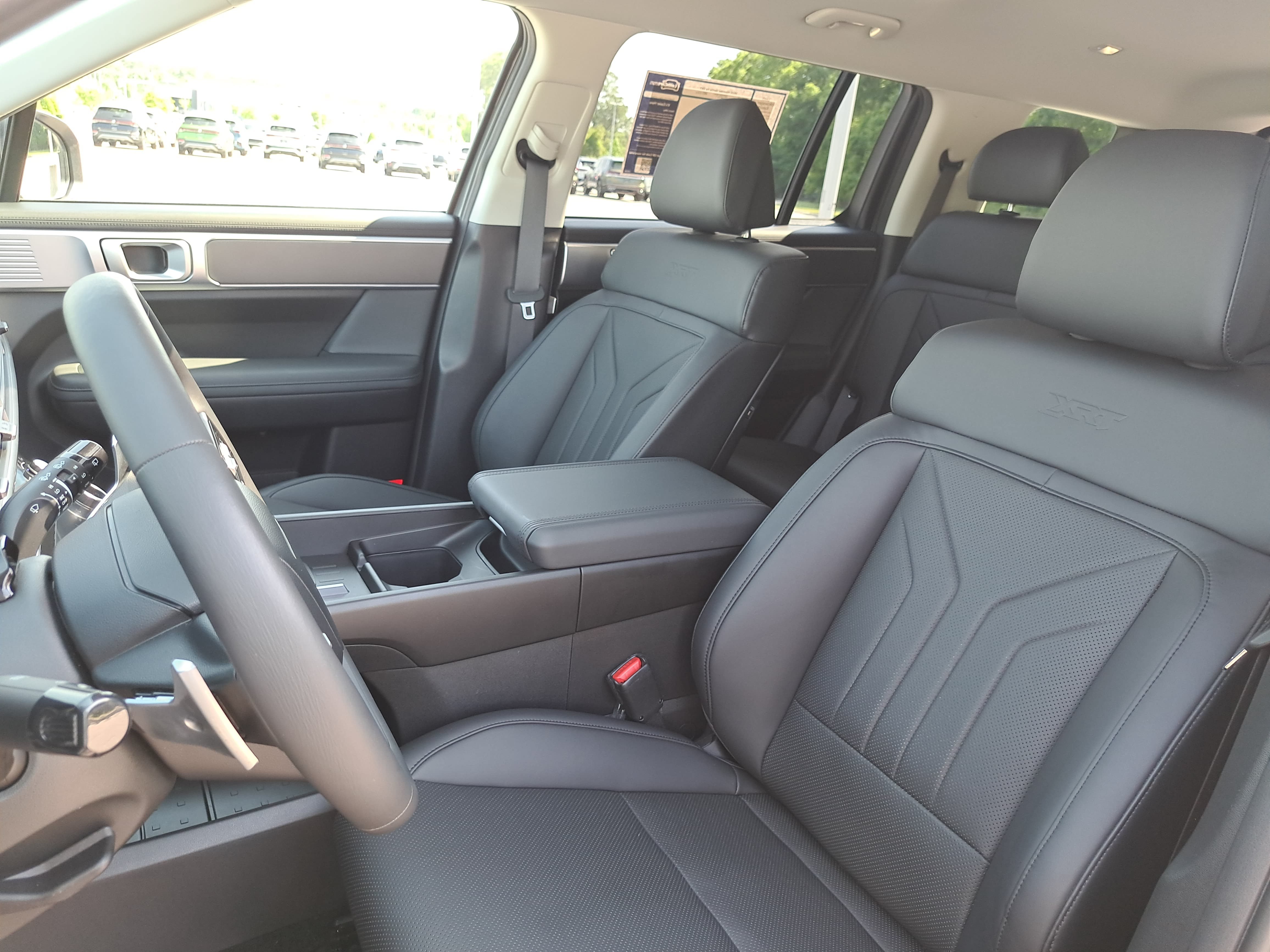 Used 2025 Hyundai Santa Fe XRT AWD/4WD image 15