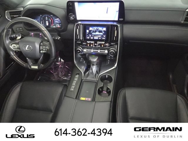 Used 2025 Lexus LX 600 4WD w/ Appearance Package image 28