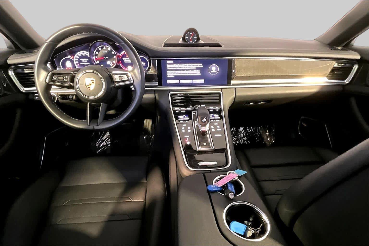 Used 2023 Porsche Panamera 4 Platinum Edition AWD/4WD image 16