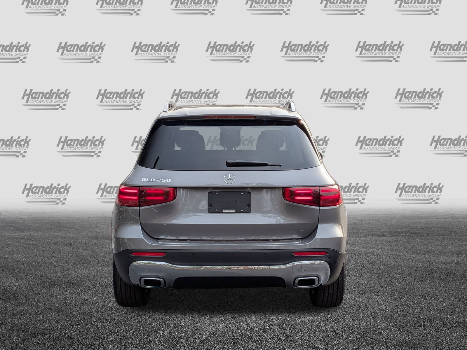 New 2026 Mercedes-Benz GLB 250 image 9