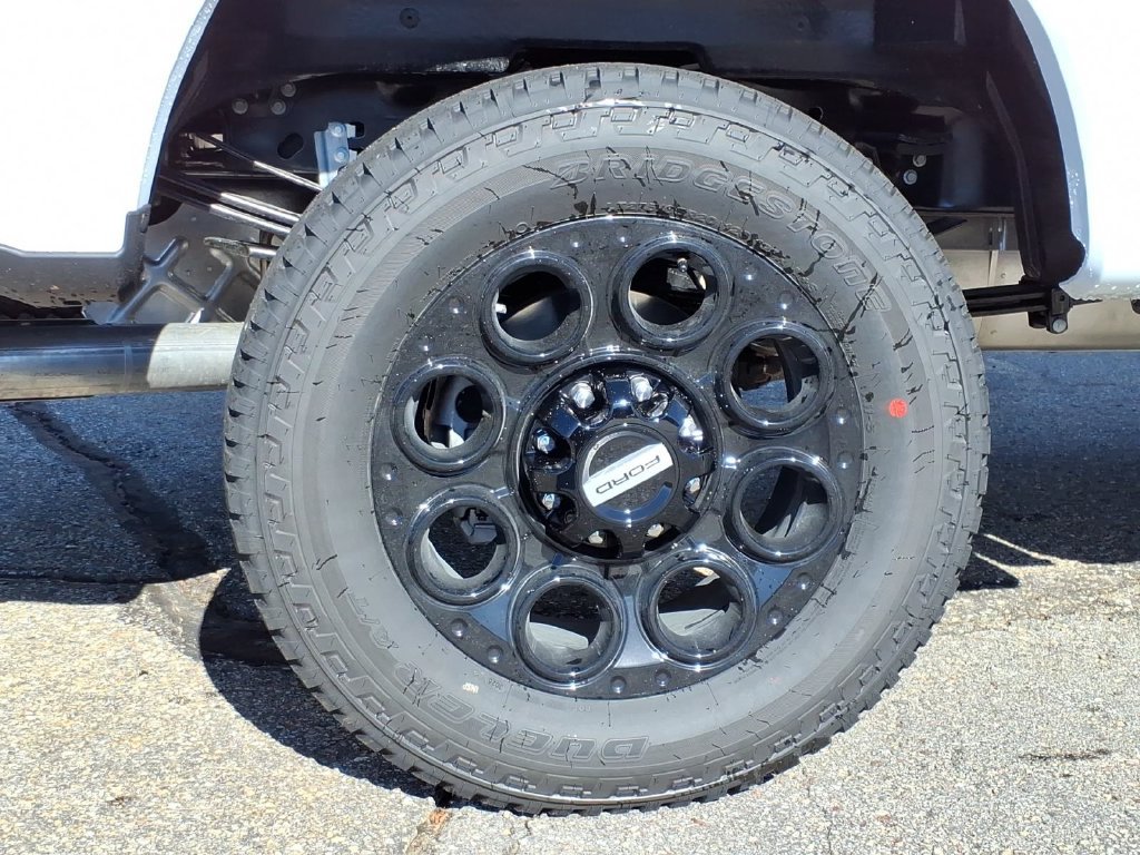 New 2026 Ford F250 XLT w/ XLT Premium Package AWD/4WD image 12