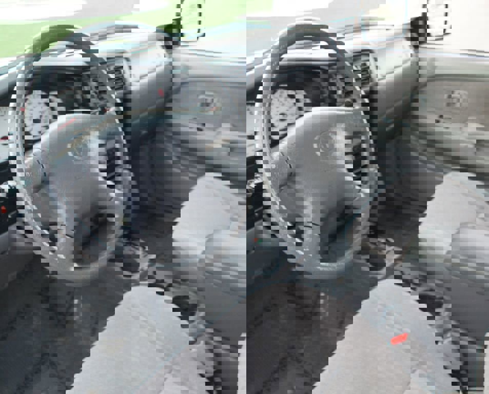 Used 2004 Toyota Tacoma PreRunner image 5