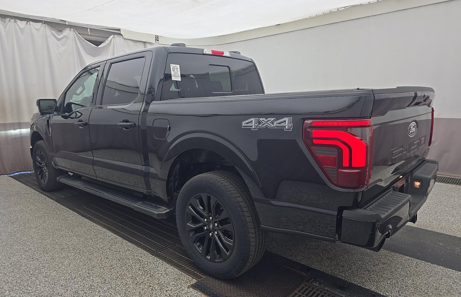 Used 2024 Ford F150 Lariat w/ Bed Utility Package AWD/4WD image 4