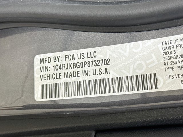 Used 2023 Jeep Grand Cherokee L Limited w/ Black Appearance Package AWD/4WD image 36