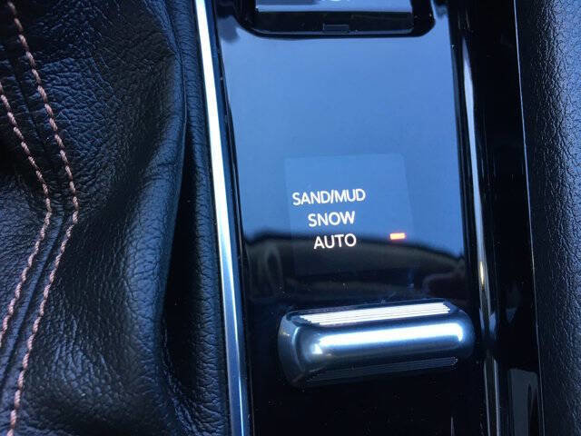 Used 2022 Jeep Compass Limited image 23