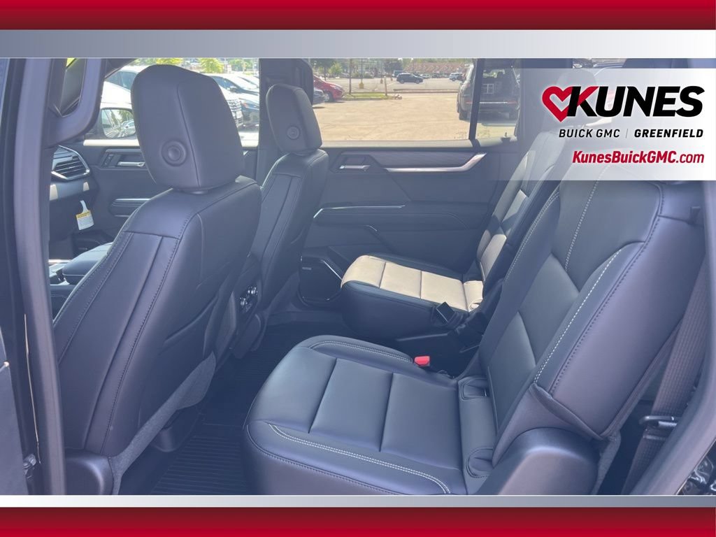 New 2025 GMC Acadia Elevation w/ Elevation Premium Package FWD image 38