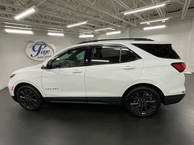 Used 2024 Chevrolet Equinox RS w/ RS Leather Package AWD/4WD image 2