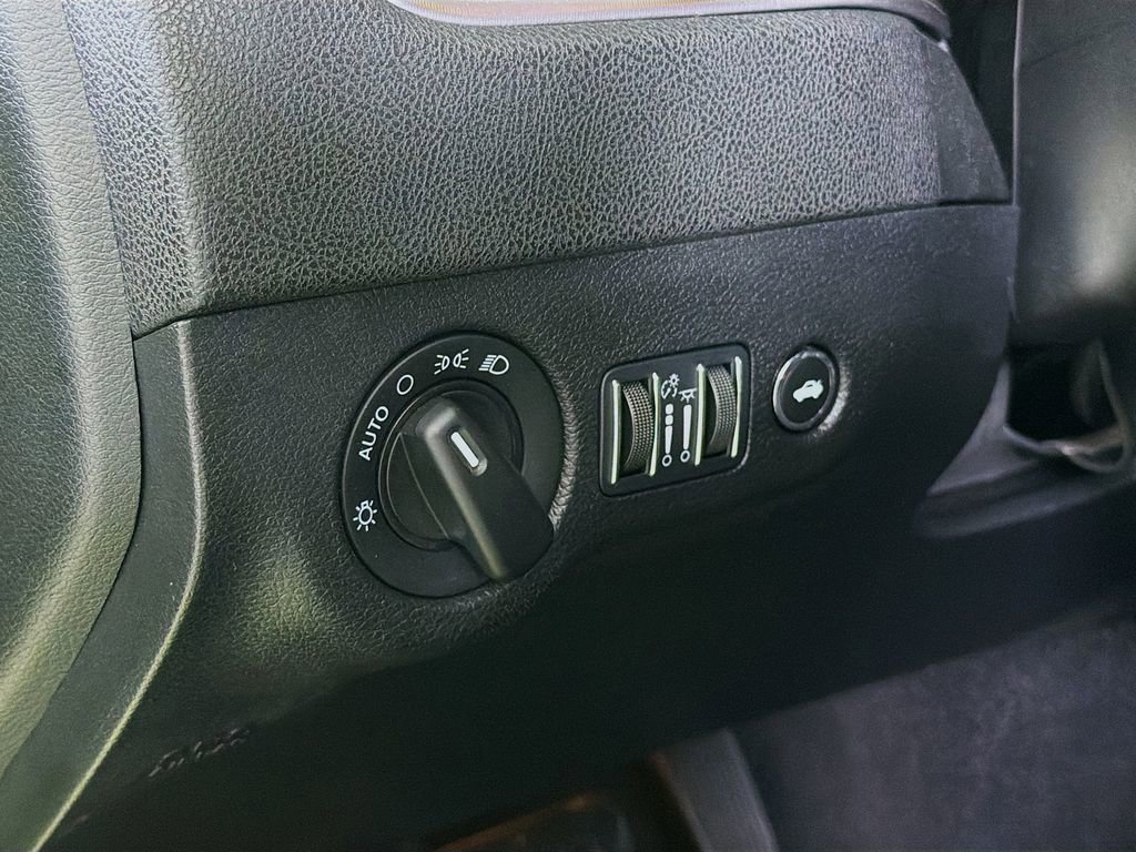 Used 2023 Dodge Charger GT image 12