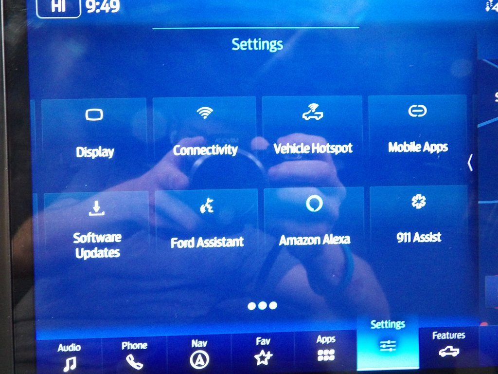 Used 2023 Ford F150 Lariat w/ Equipment Group 502A High image 19