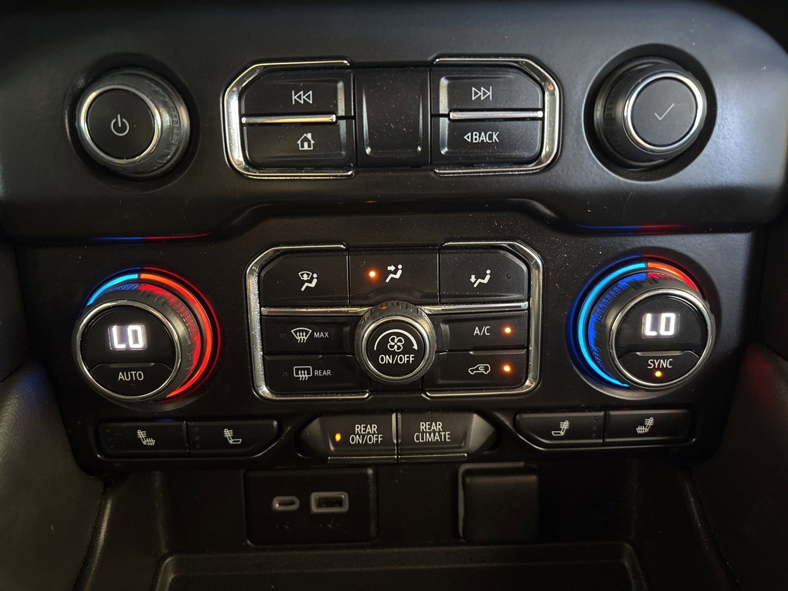 Certified 2023 Chevrolet Tahoe RST image 27