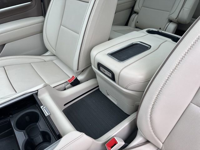 Used 2023 GMC Yukon Denali w/ Denali Reserve Package AWD/4WD image 19