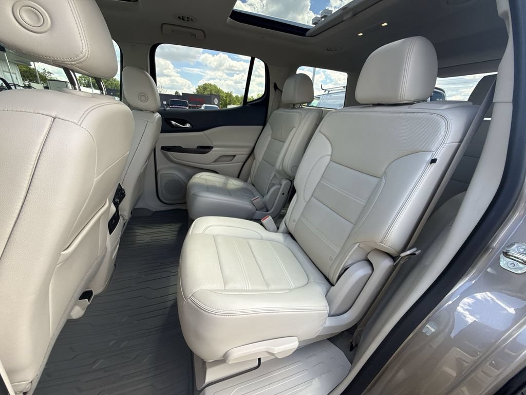 Certified 2023 GMC Acadia Denali w/ Denali Ultimate Package AWD/4WD image 25