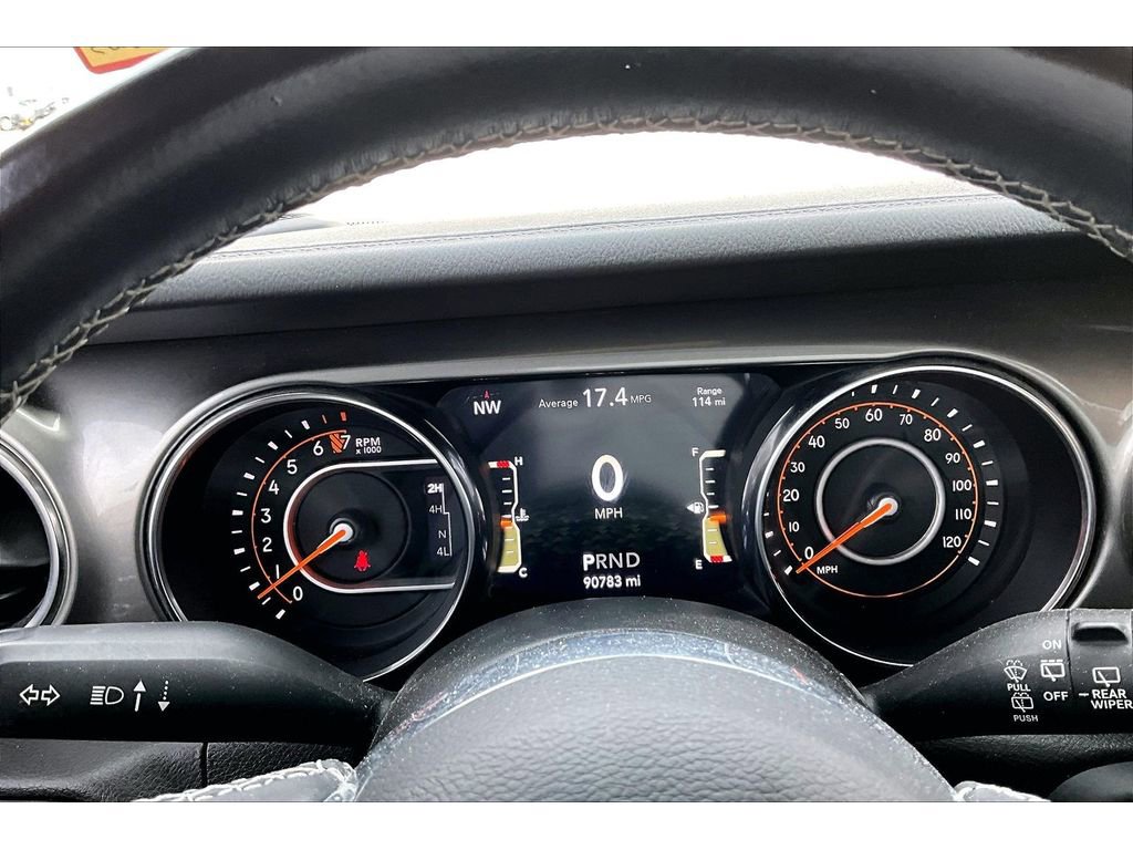 Used 2019 Jeep Wrangler Unlimited Sahara w/ Uconnect 4C Nav & Sound Group image 26