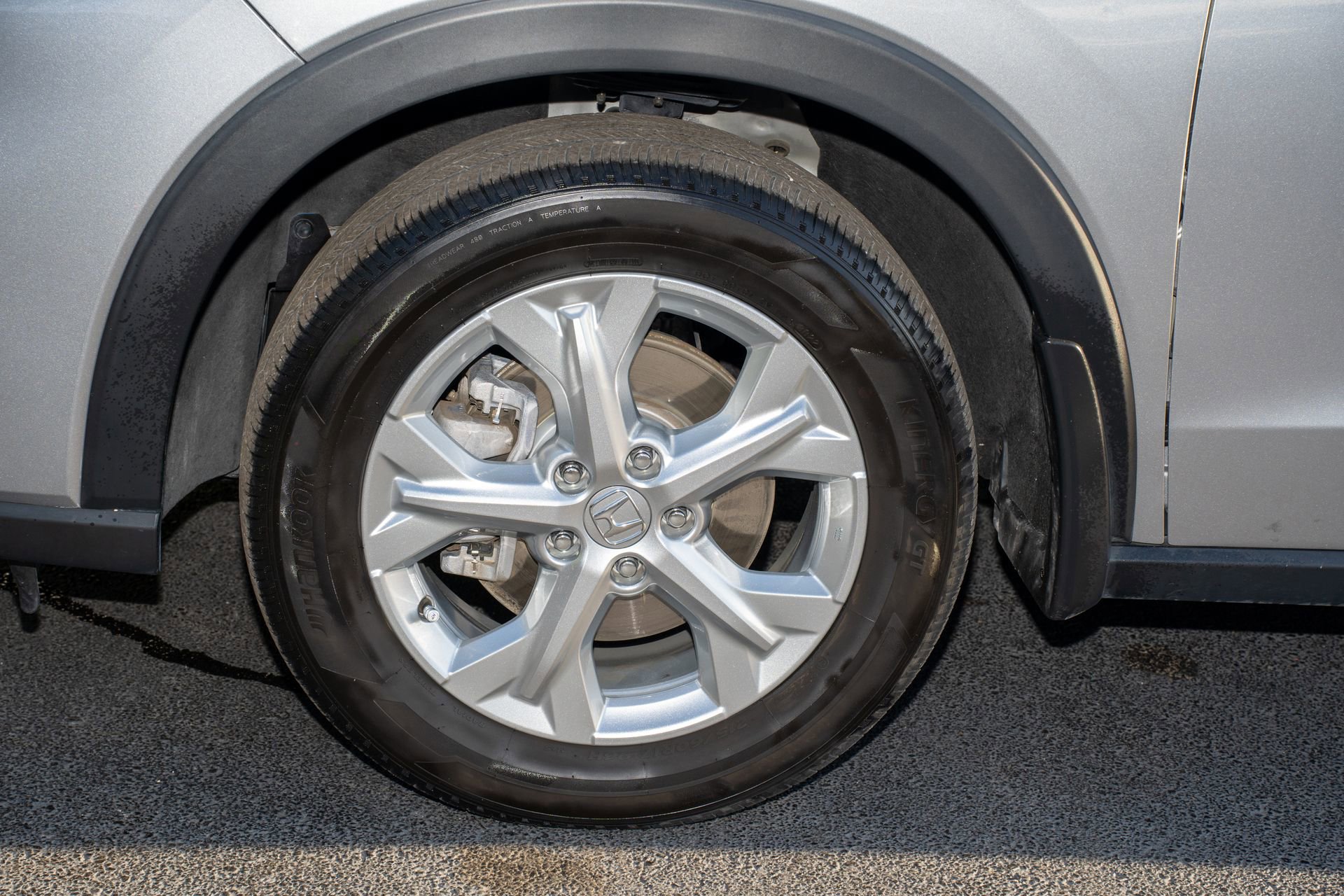 Certified 2023 Honda HR-V LX image 37