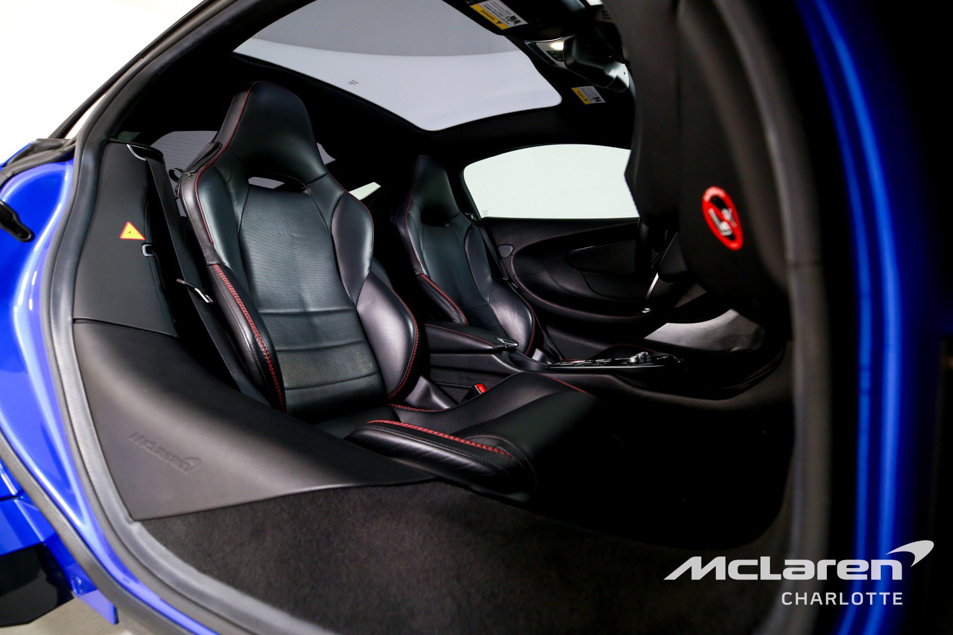 Used 2021 McLaren GT image 18