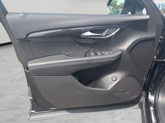 Used 2023 Buick Envision Essence AWD/4WD image 9