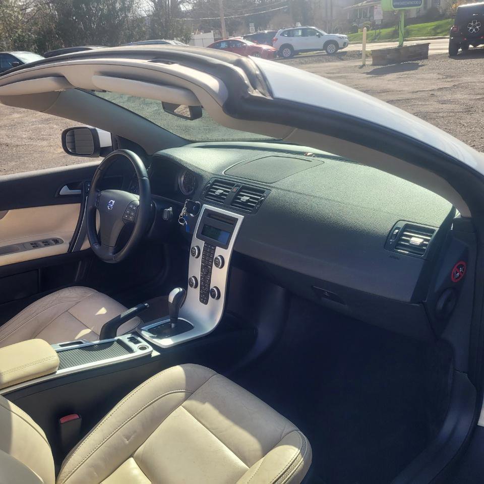 Used 2013 Volvo C70 T5 FWD image 34