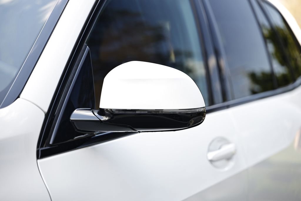 New 2026 BMW X5 xDrive50e w/ M Sport Package image 11