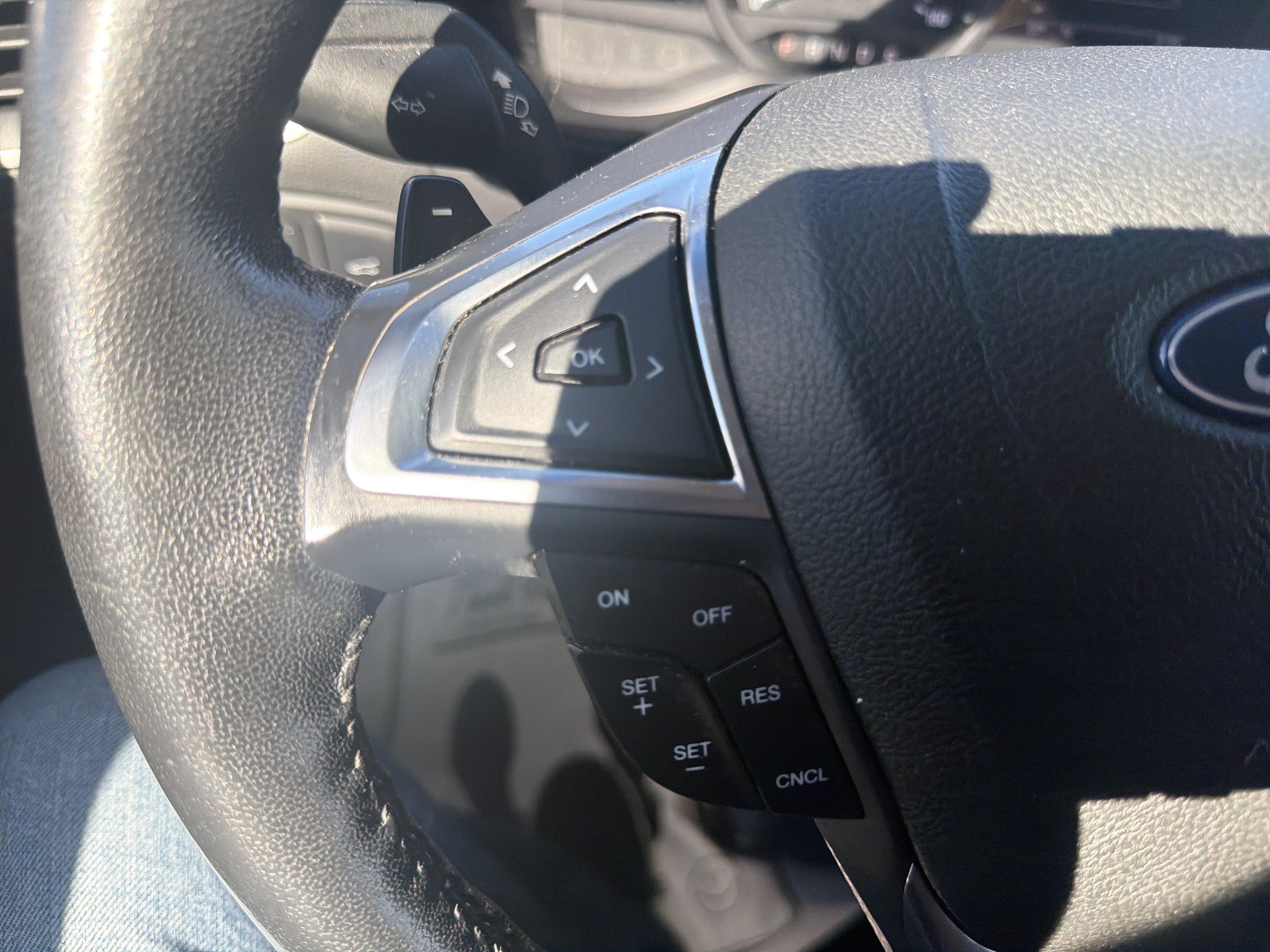 Used 2018 Ford Edge SEL w/ Equipment Group 201A AWD/4WD image 6