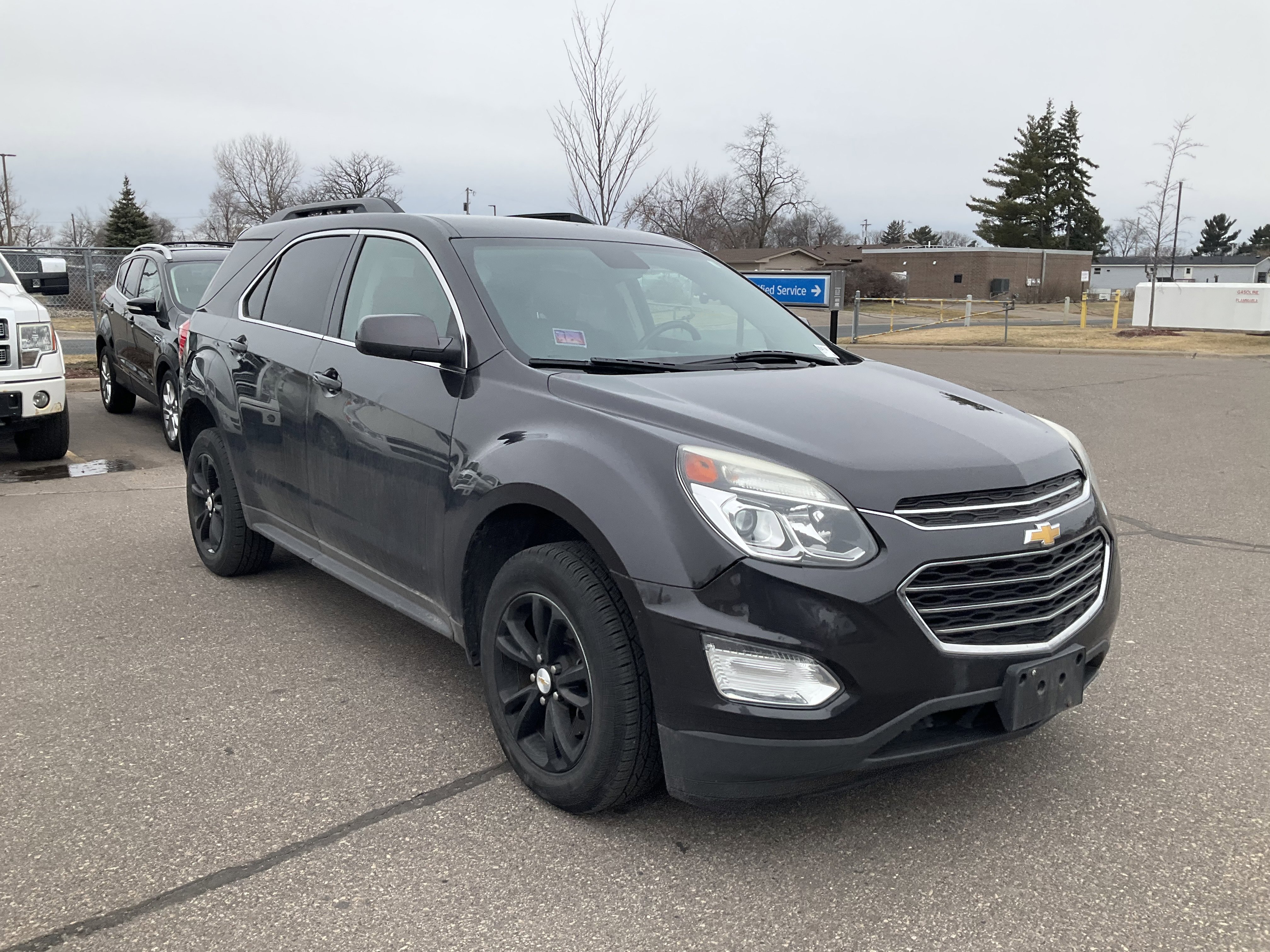 Used 2016 Chevrolet Equinox LT w/ Convenience Package image 2