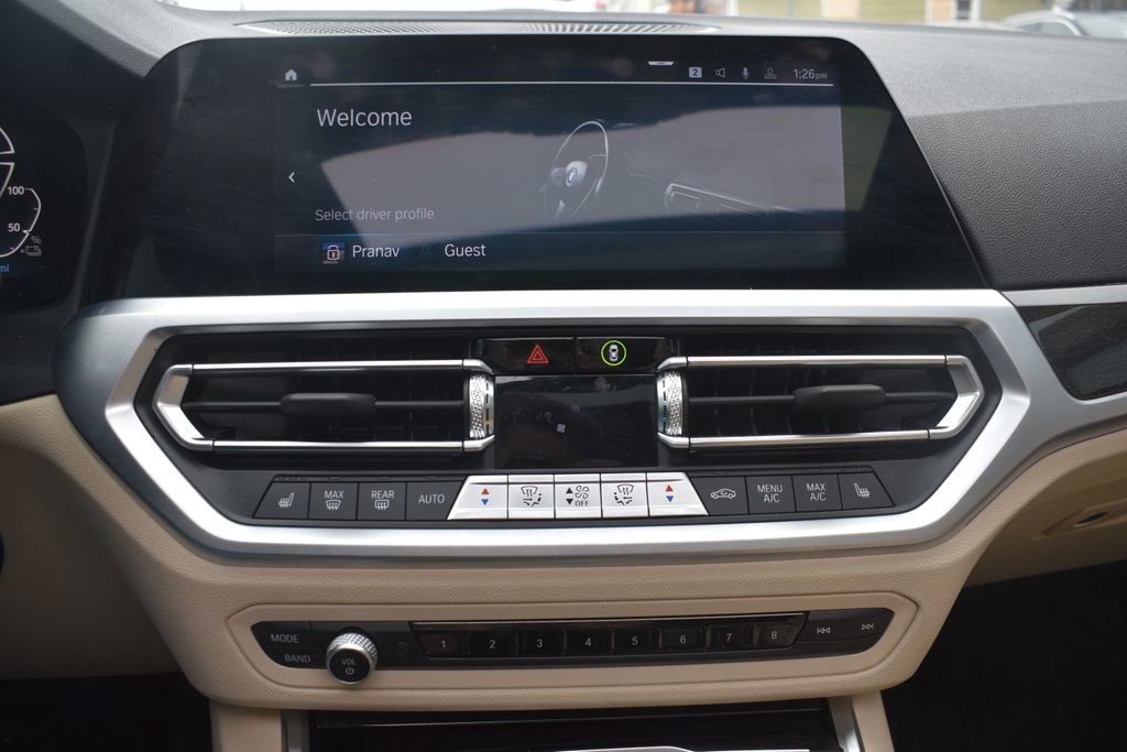 Used 2022 BMW 330e 330e iPerformance image 18