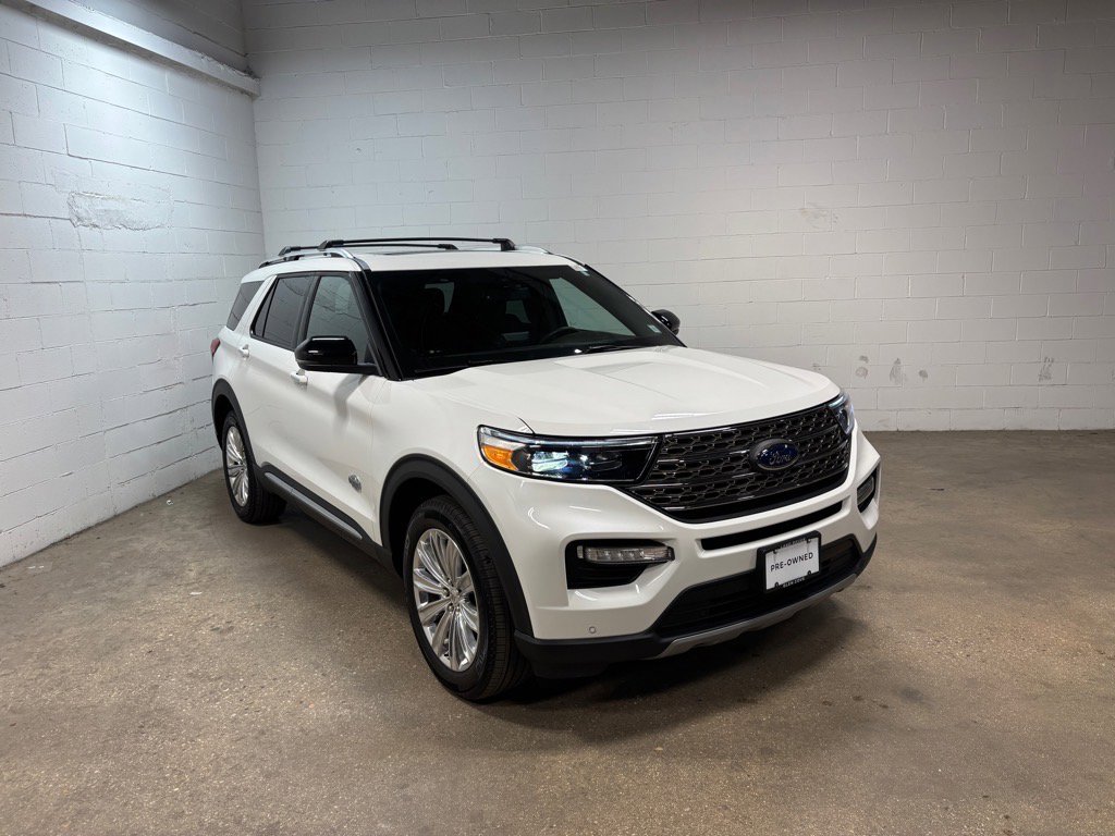 Used 2021 Ford Explorer King Ranch w/ Premium Technology Package image 4