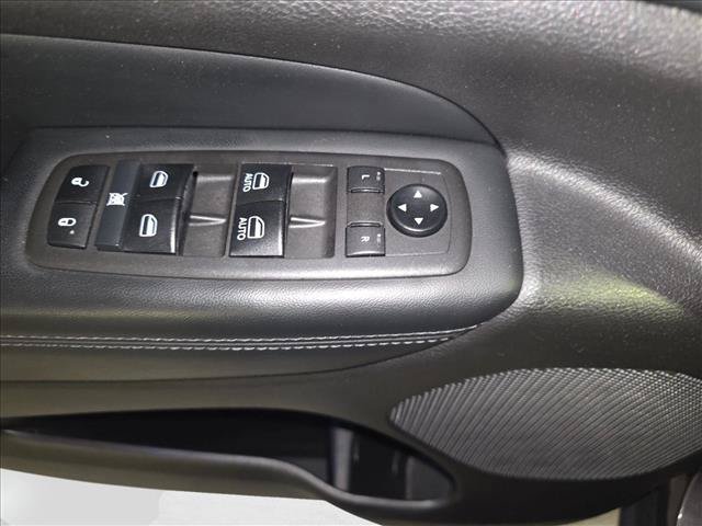 Used 2021 Jeep Grand Cherokee Laredo AWD/4WD image 29