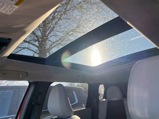 New 2025 Mitsubishi Outlander SE image 24