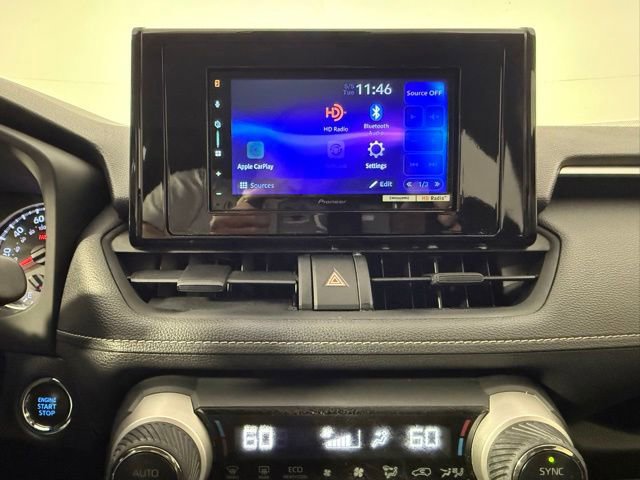 Used 2020 Toyota RAV4 XLE FWD image 21