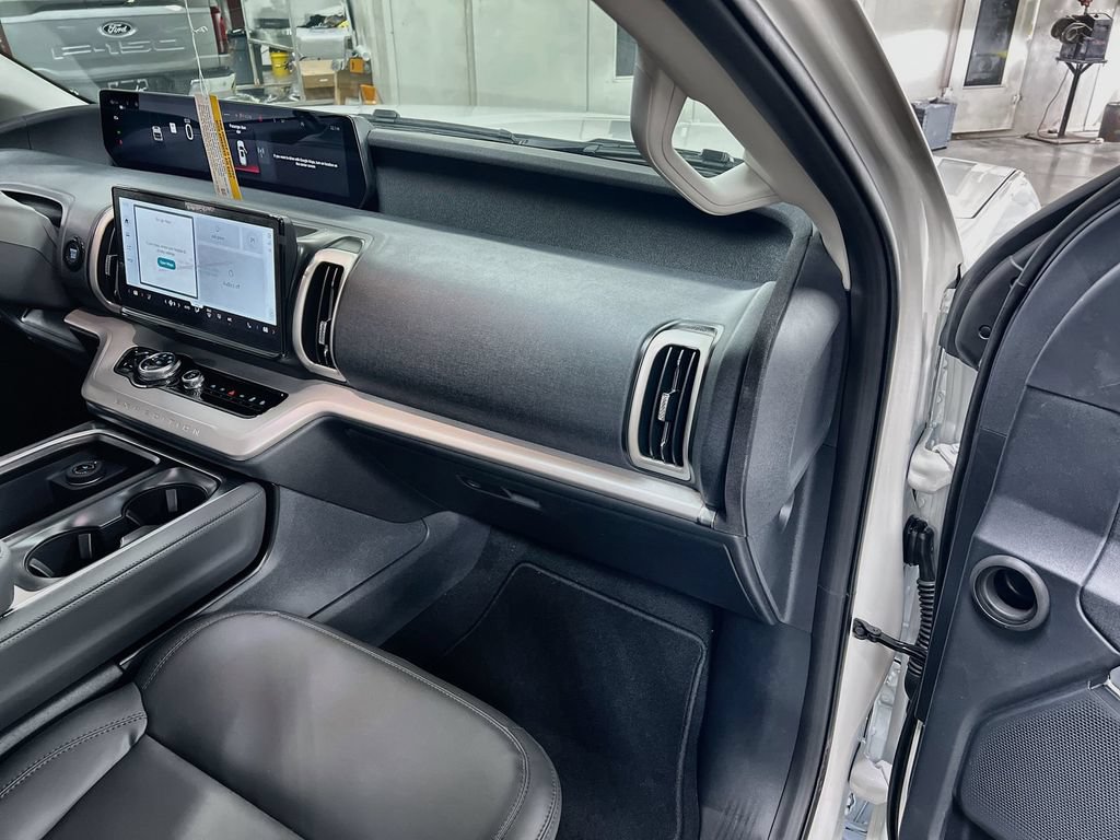 New 2026 Ford Expedition Active AWD/4WD image 31