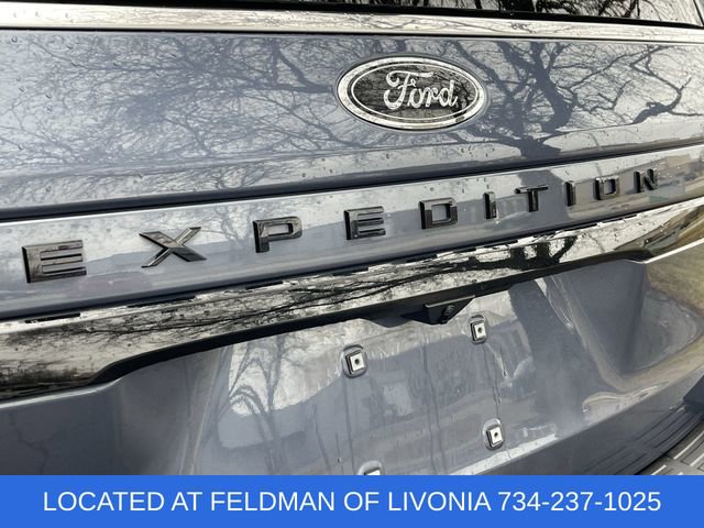 Used 2022 Ford Expedition Limited image 32