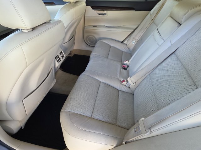 Used 2015 Lexus ES 350 w/ Luxury Package FWD image 9