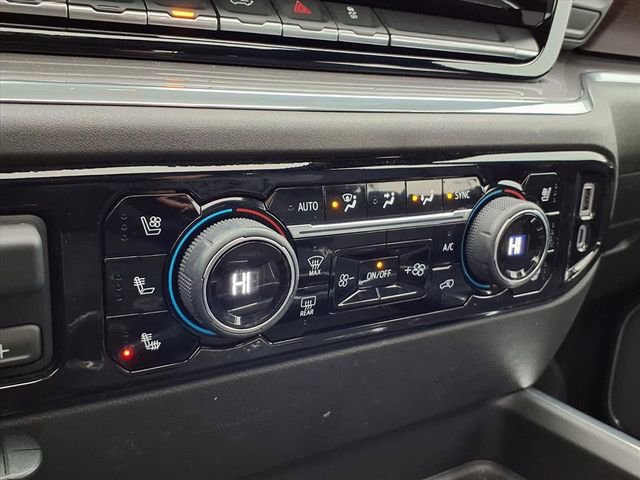 Used 2024 Chevrolet Silverado 2500 High Country w/ High Country Premium Package image 13