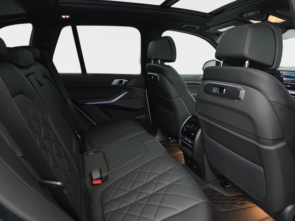 New 2026 BMW X5 xDrive50e w/ M Sport Package image 11