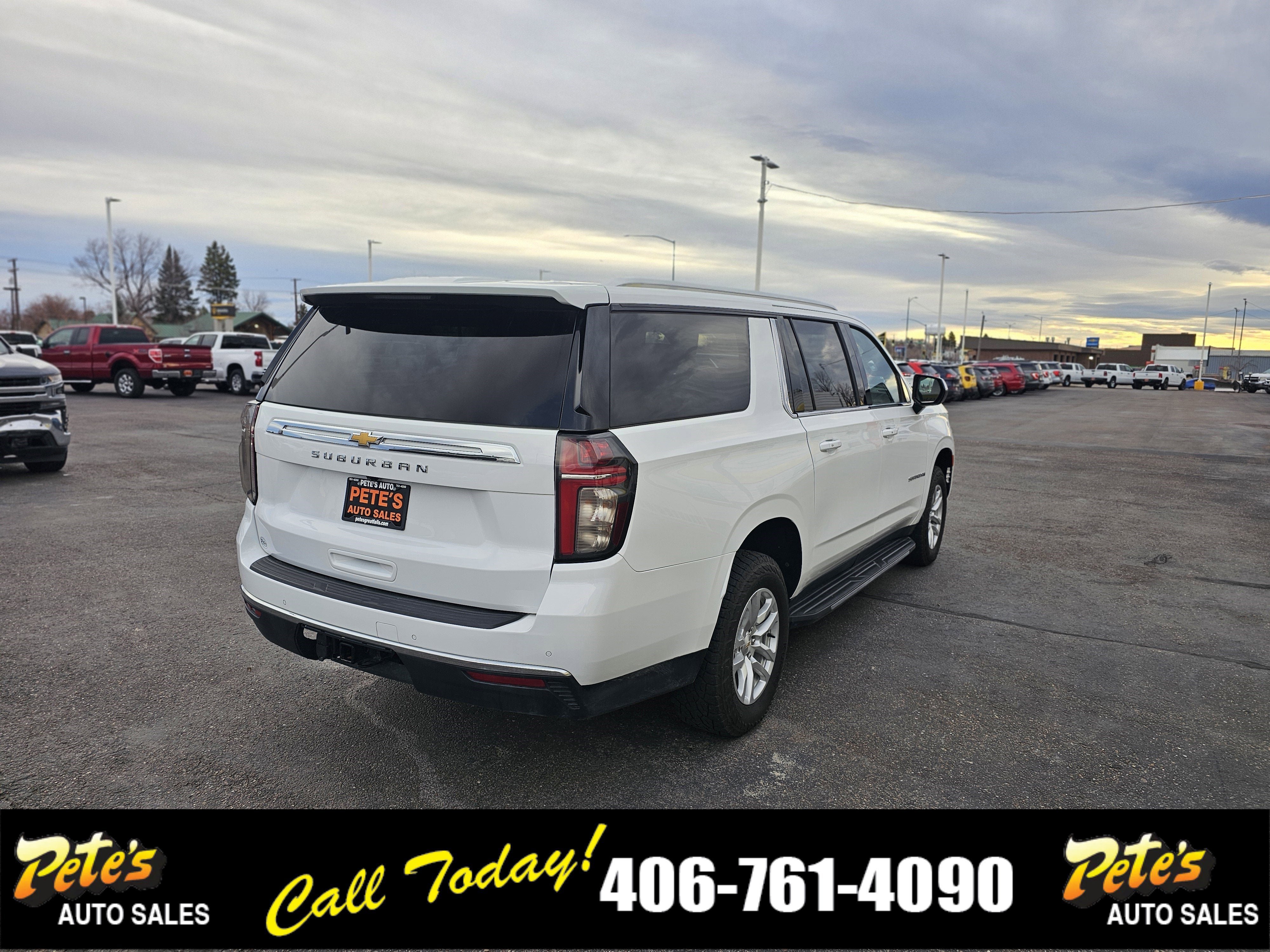 Used 2022 Chevrolet Suburban LS AWD/4WD image 4