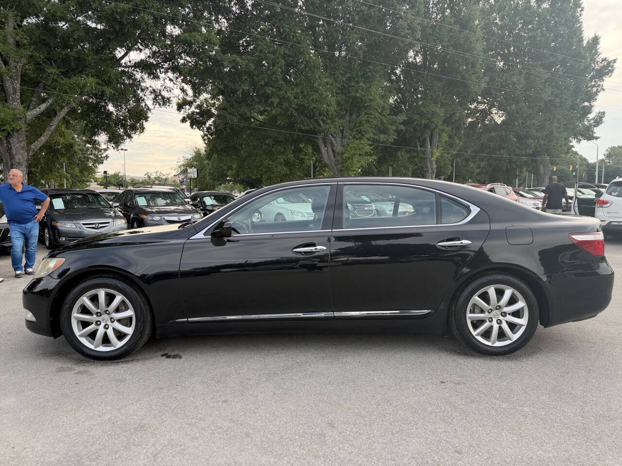 Used 2007 Lexus LS 460 L RWD image 9