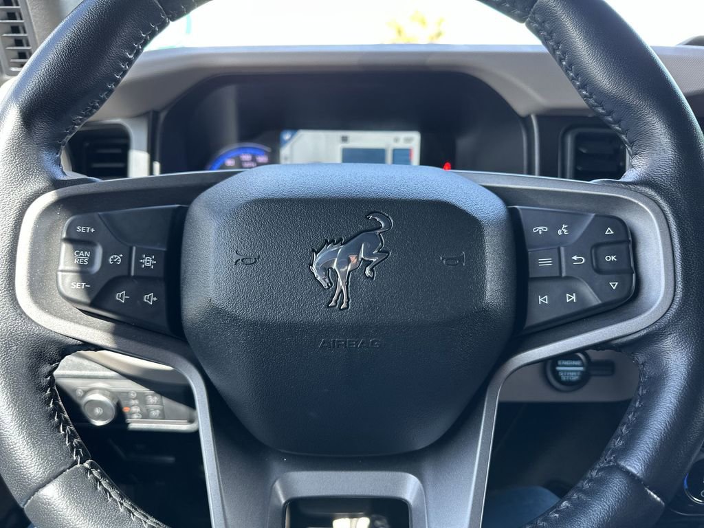 Used 2022 Ford Bronco Wildtrak image 21