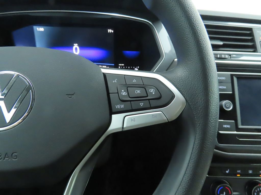 Certified 2022 Volkswagen Tiguan S image 12