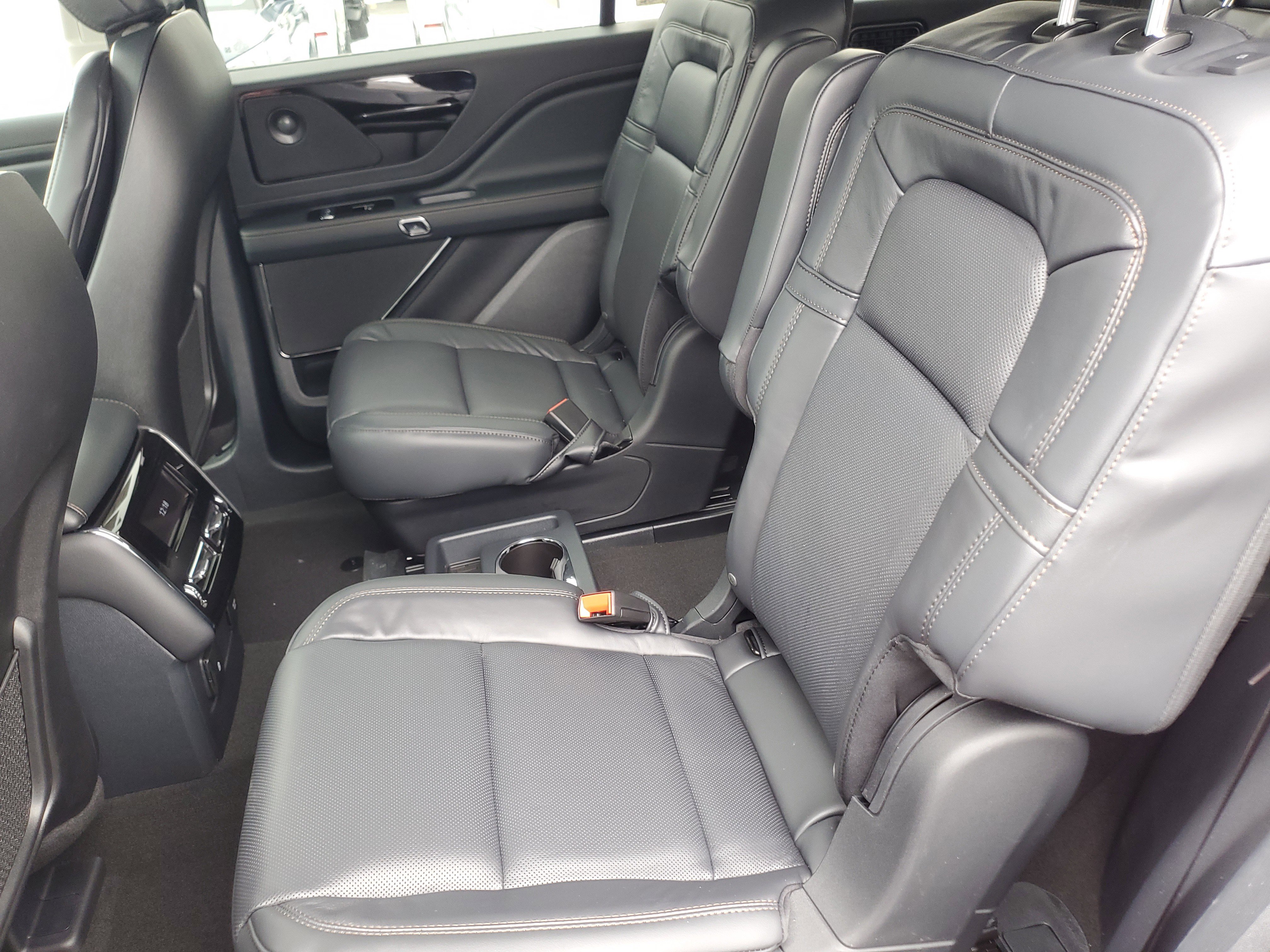New 2026 Lincoln Aviator Reserve w/ Jet Appearance Package image 26