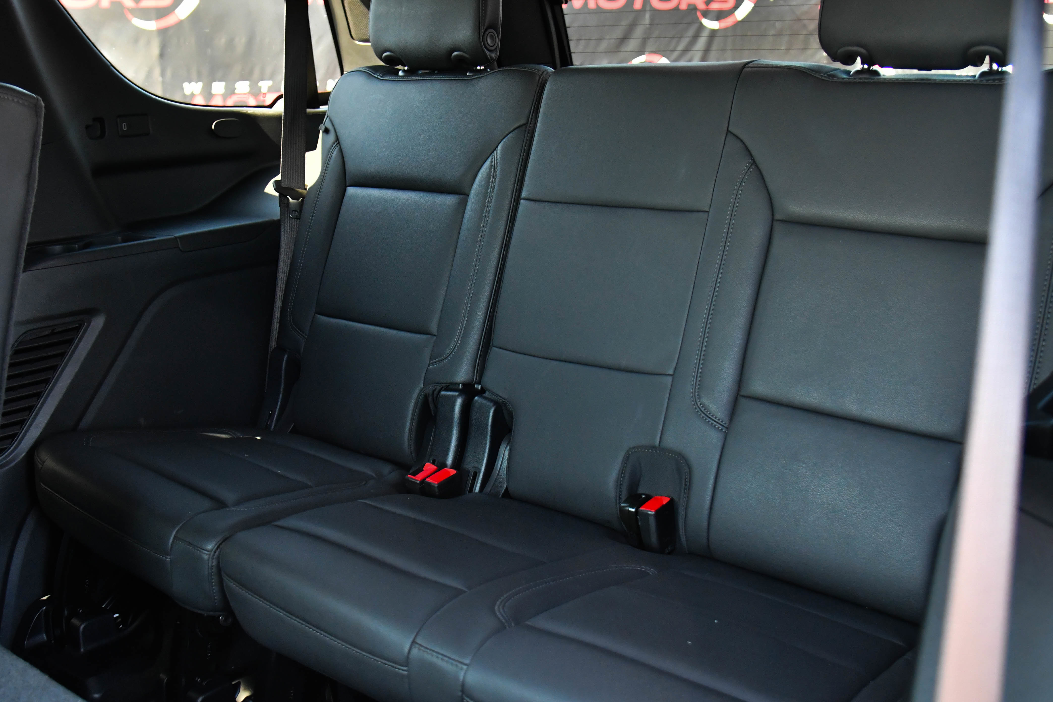 Used 2025 Chevrolet Tahoe LT AWD/4WD image 47