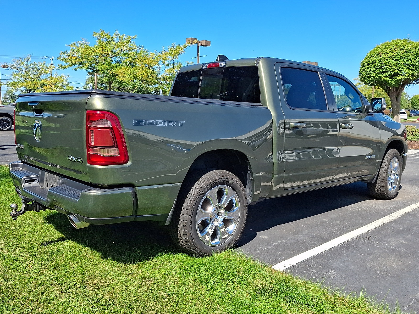 Used 2021 RAM 1500 Big Horn AWD/4WD image 5