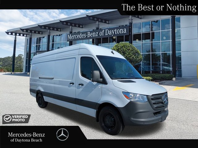 Used 2026 Mercedes-Benz Sprinter 2500 image 1