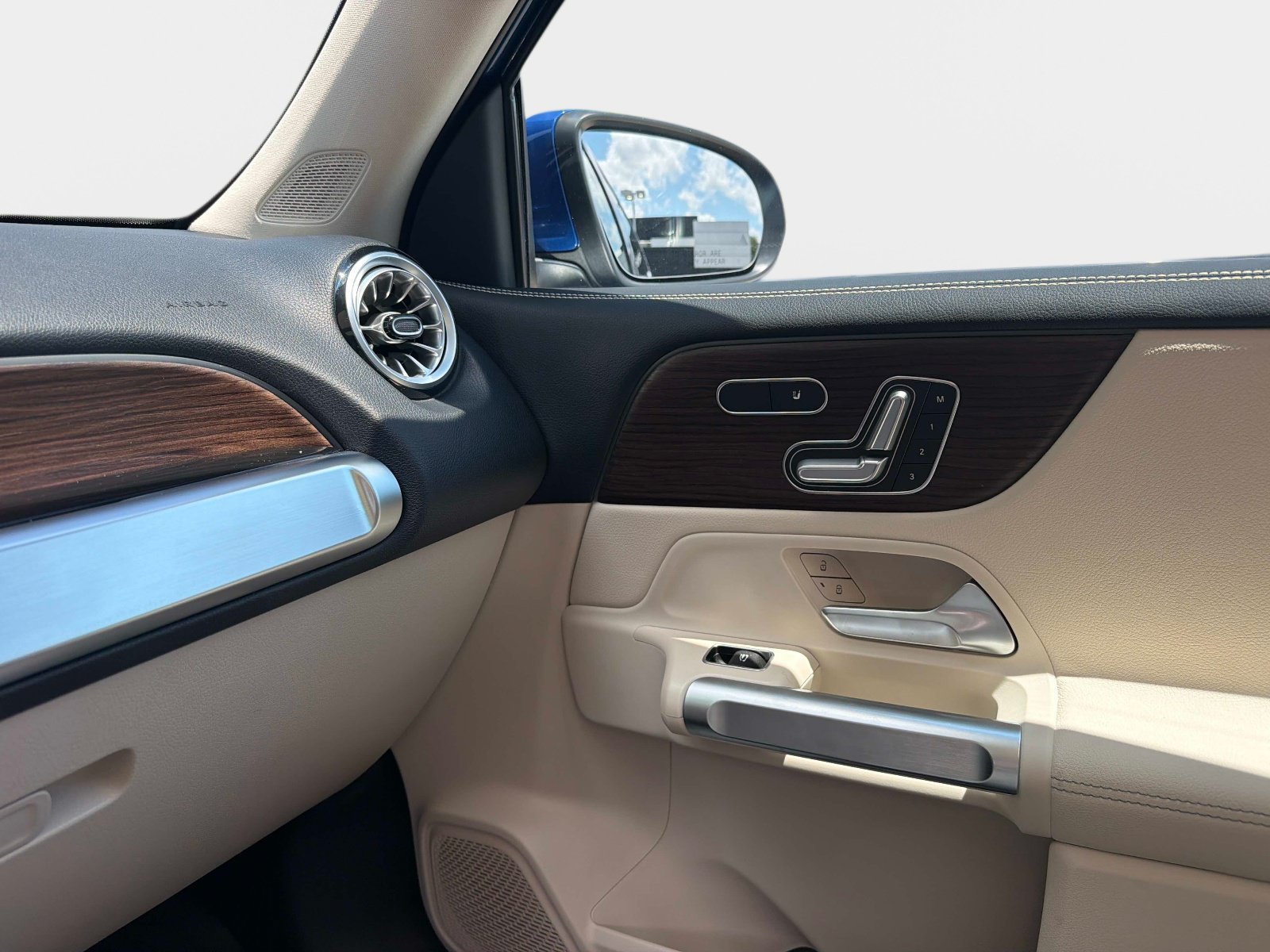 Certified 2024 Mercedes-Benz GLB 250 image 20