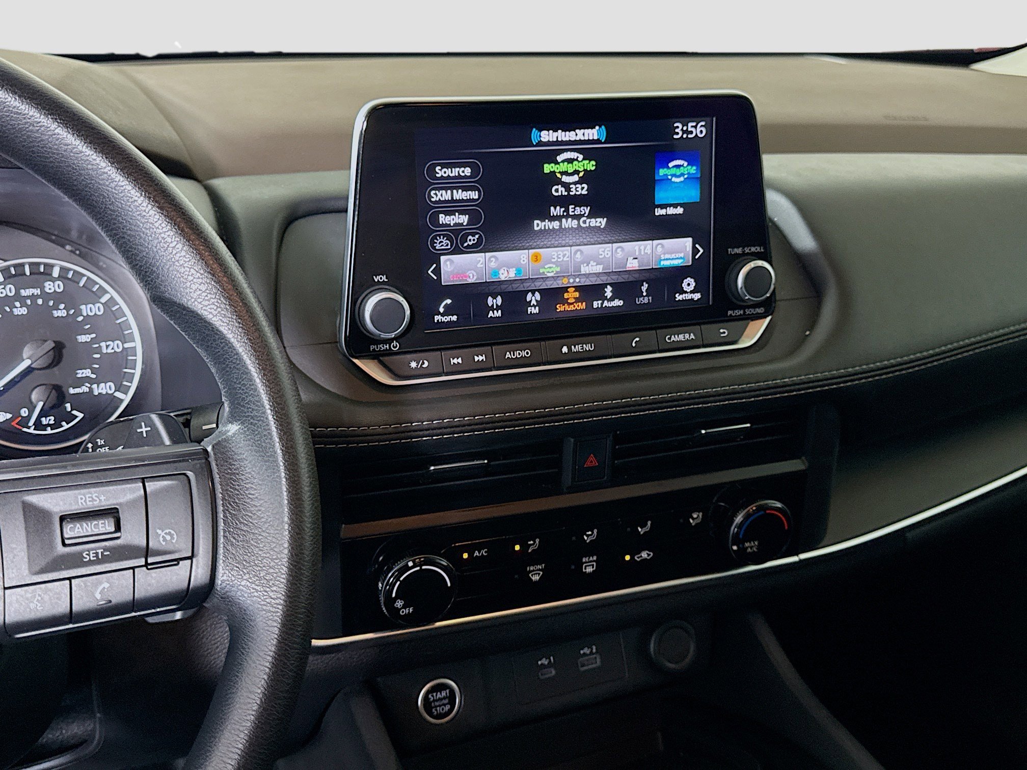 Used 2023 Nissan Rogue S image 18