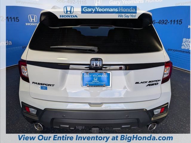Certified 2025 Honda Passport Black Edition image 8